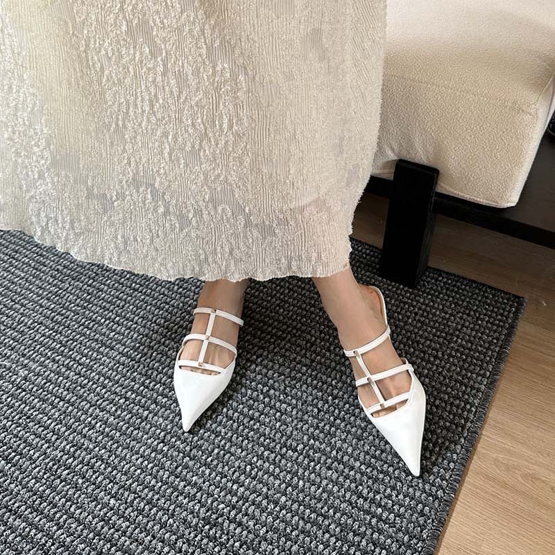 Pointed external slippers with rivet decoration versatile shallow cut back empty cat heel shoes - Imagen 3
